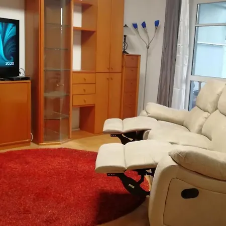 - Panoramablick Apartmán *